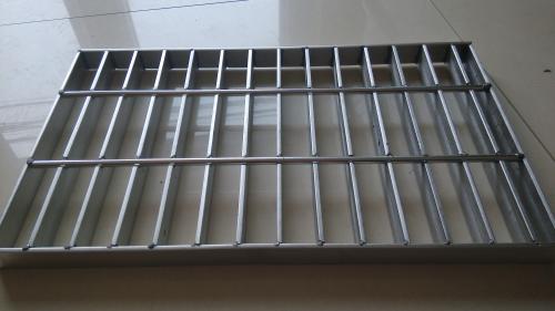 不銹鋼鋼格柵材質(zhì)