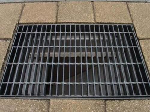 鋼格板井蓋