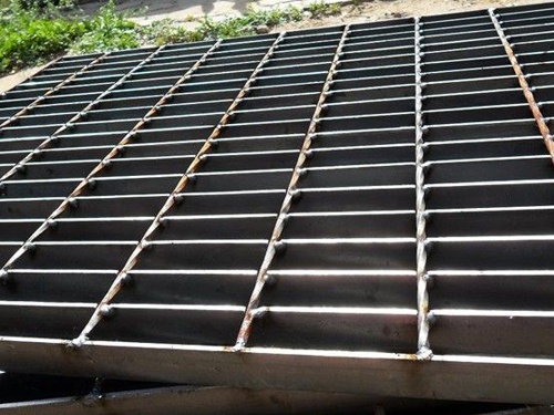 焊接鋼<a href='http://www.wmvu.com.cn'>格柵板</a> 焊接<a href='http://www.wmvu.com.cn'>鋼格柵</a>板