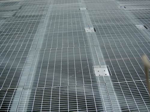 鋼格柵板平臺(tái)2