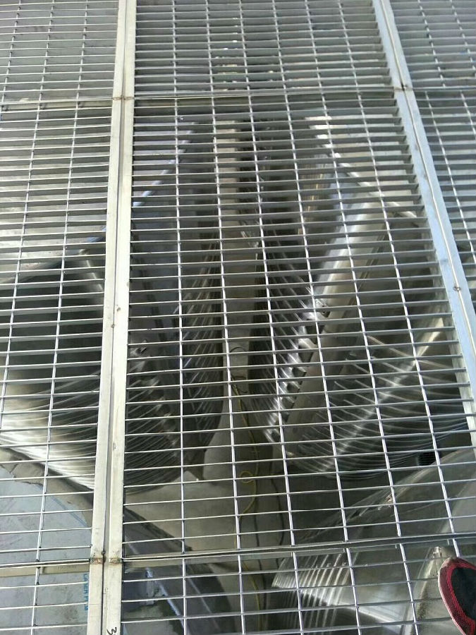 不銹鋼格柵板網用途