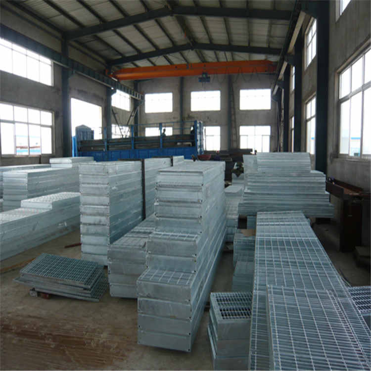 熱浸鍍鋅鋼<a href='http://www.wmvu.com.cn'>格柵板</a>