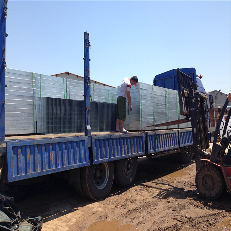 熱浸鋅鋼格柵平臺