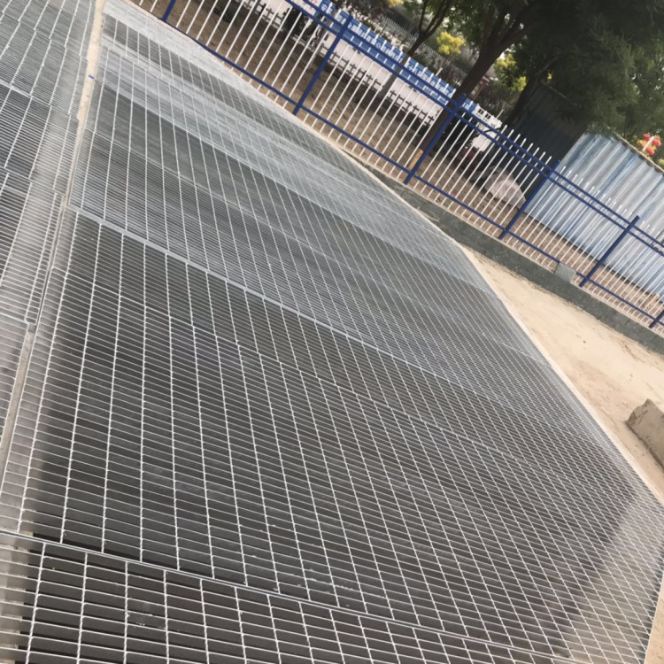 平臺用鍍鋅鋼格柵板