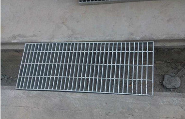 熱鍍鋅蓋板格柵