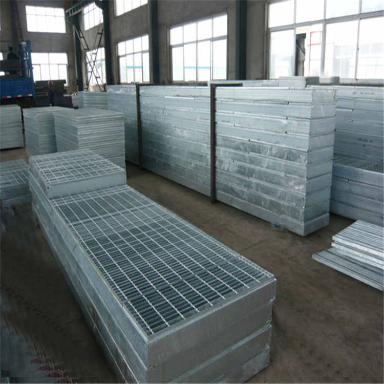 熱鍍鋅復合格柵板制作