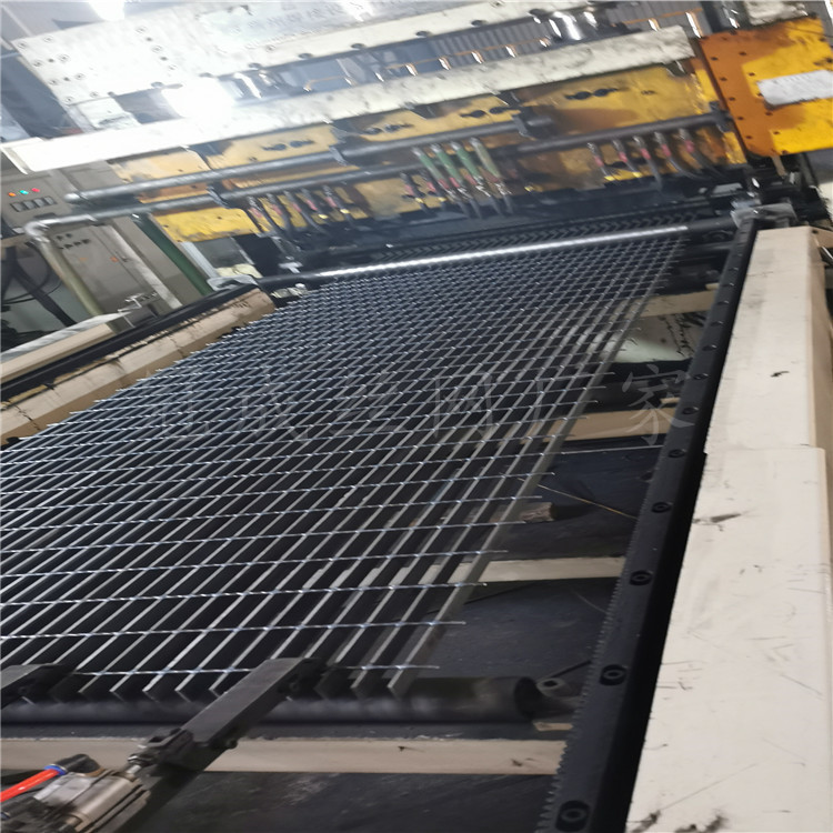 壓焊鍍鋅格柵板平臺 